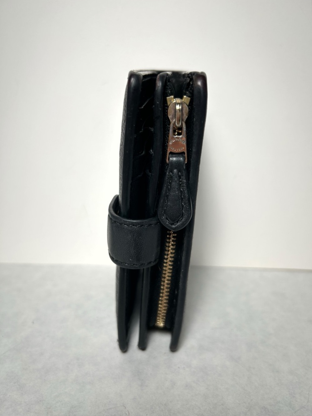 Coach Medium Compact Corner Zip Wallet in Signature Leather with Gold Tone Logo - Picture 5 of 15